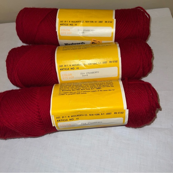 Lot 9 Yarn Red heart, Sayelle, others White, Orange, burnt orange, cranberry red - Picture 6 of 11